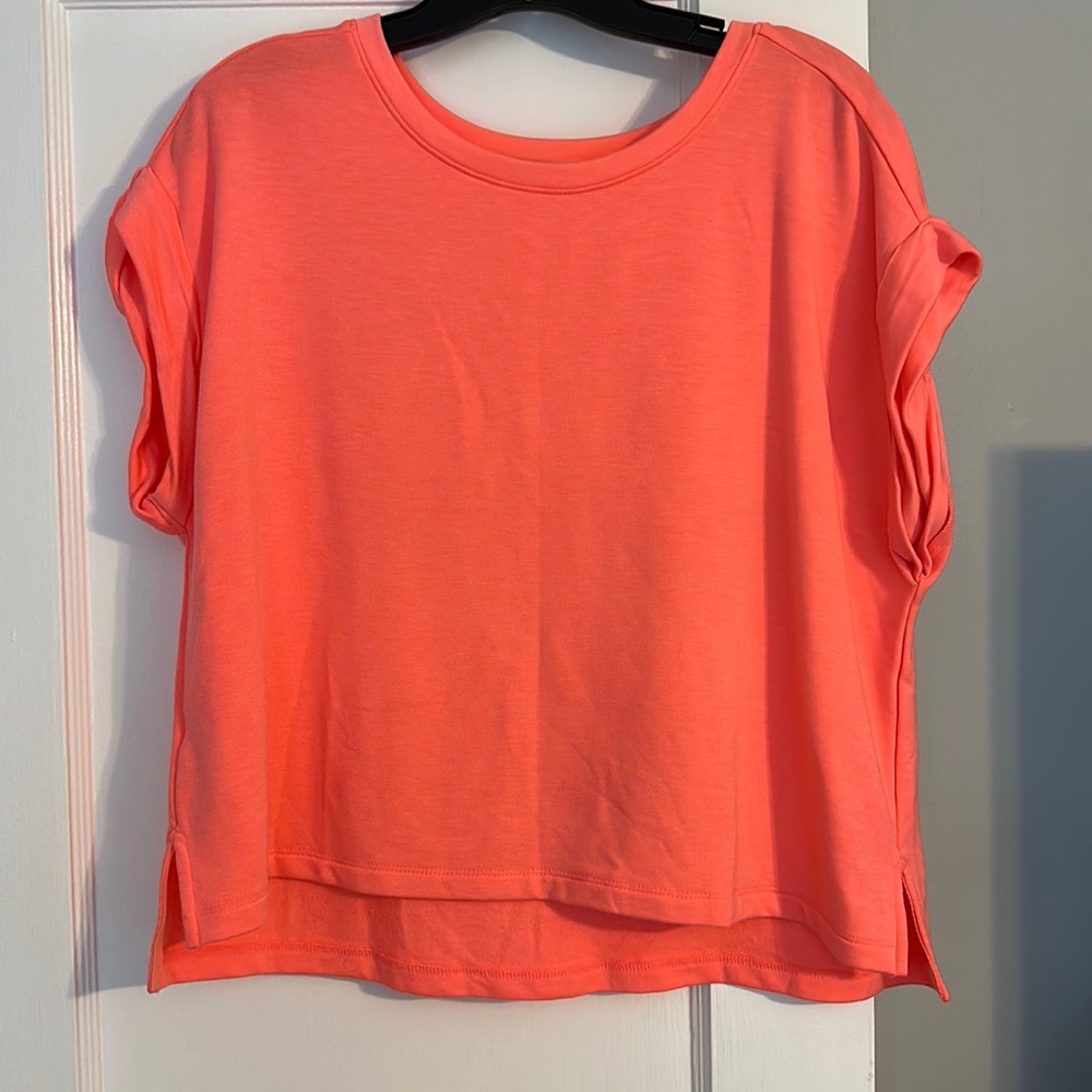 Super soft loft Lou & Grey top!